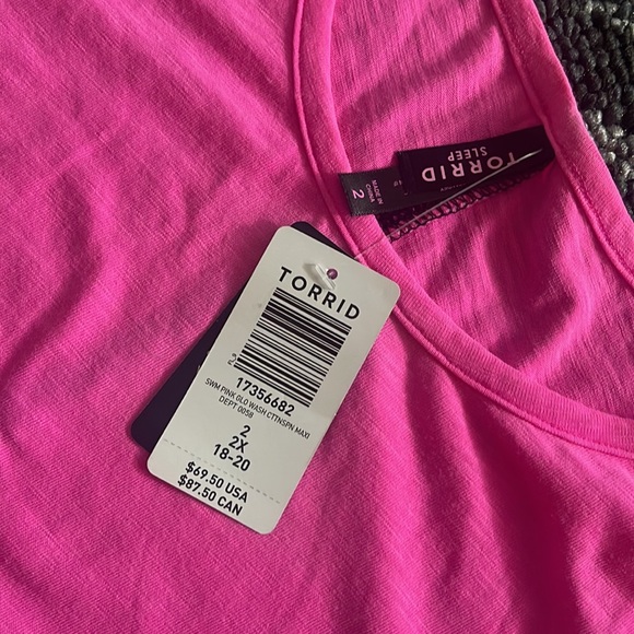 NWT pink maxi - Picture 3 of 3